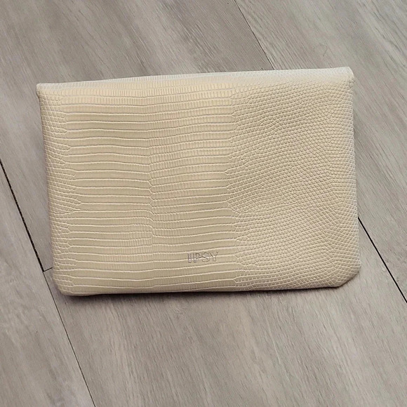 Ipsy Cream Snakeskin Cosmetic Pouch - Picture 2 of 3